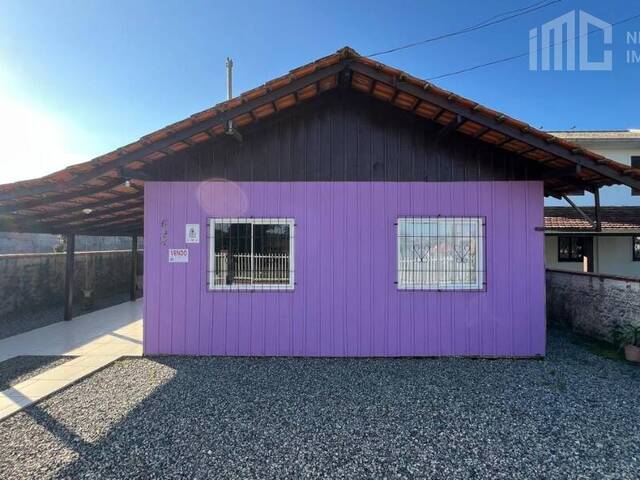Casa para Venda em Balneário Barra do Sul - 2