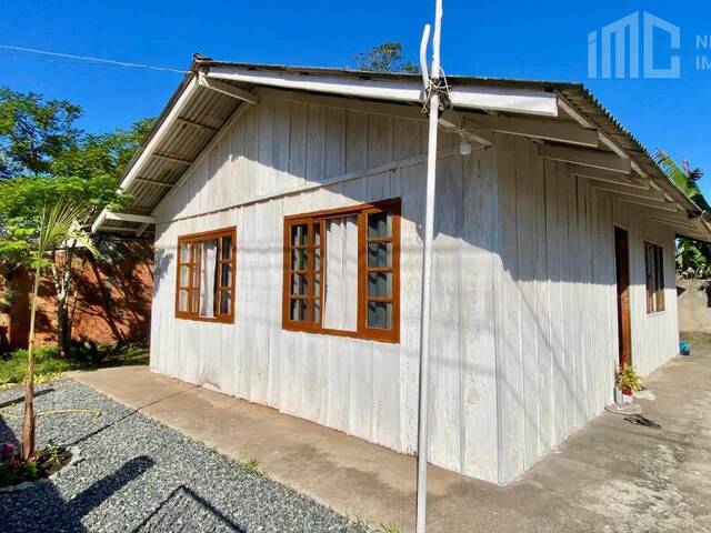 Casa para Venda em Balneário Barra do Sul - 4