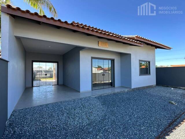 #2166 - Casa para Venda em Balneário Barra do Sul - SC
