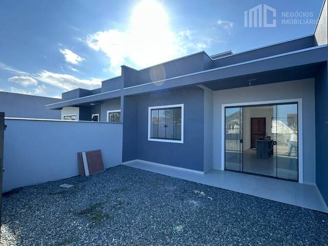#1073 - Casa para Venda em Balneário Barra do Sul - SC