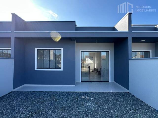 Casa para Venda em Balneário Barra do Sul - 2