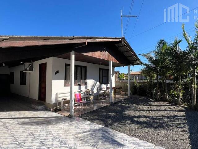 Casa para Venda em Balneário Barra do Sul - 4