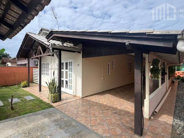 Casa para Venda em Balneário Barra do Sul - 3