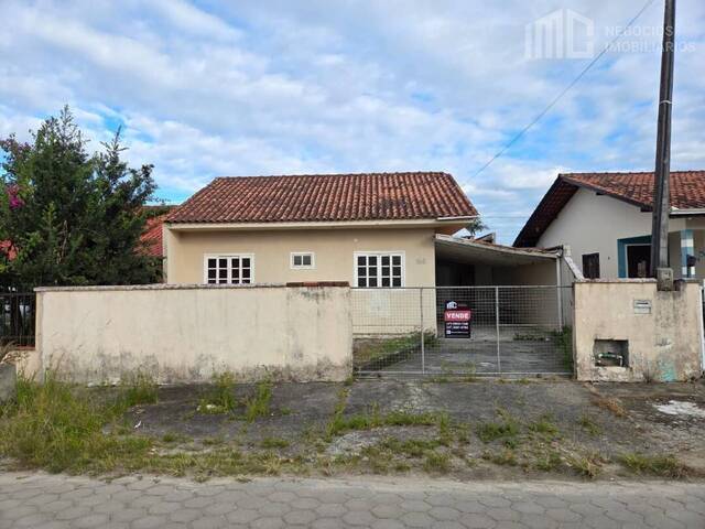Casa para Venda em Balneário Barra do Sul - 2