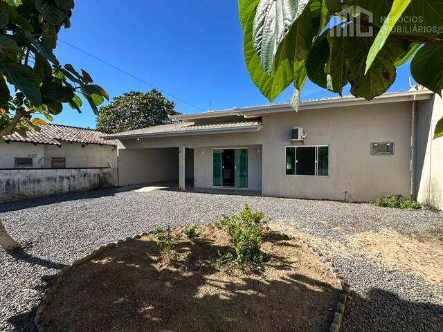 Casa para Venda em Balneário Barra do Sul - 3