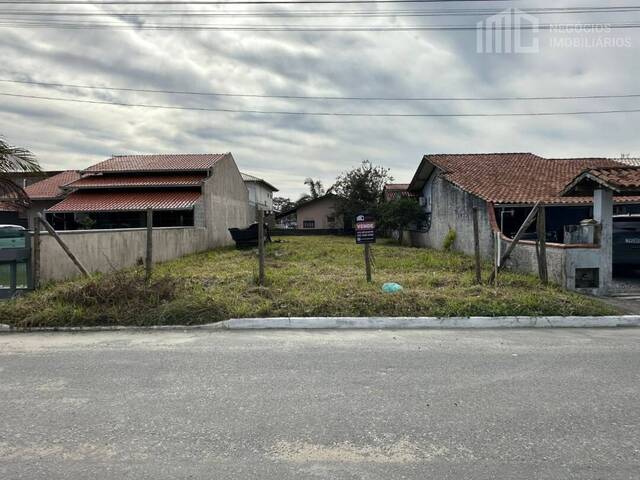 Terreno para Venda em Balneário Barra do Sul - 1