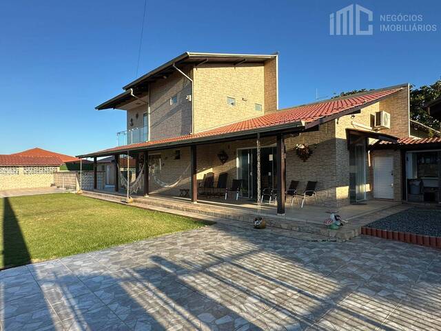 Casa para Venda em Balneário Barra do Sul - 4