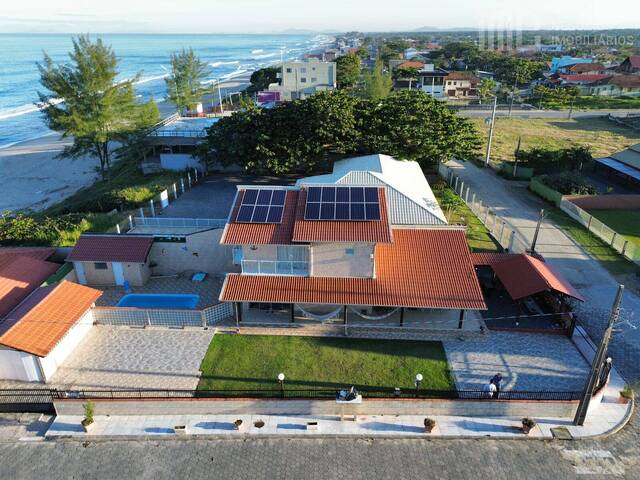 Casa para Venda em Balneário Barra do Sul - 2