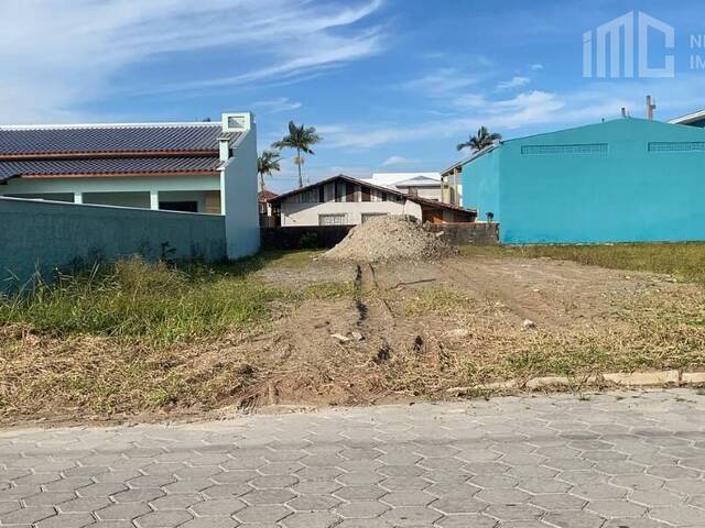 Terreno para Venda em Balneário Barra do Sul - 3