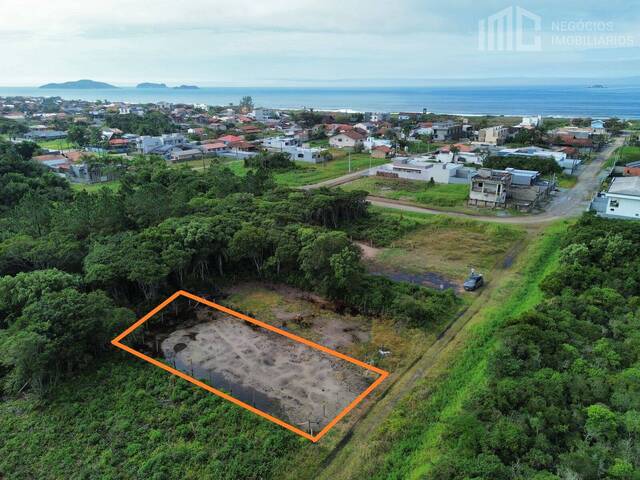 Venda em Salinas - Balneário Barra do Sul