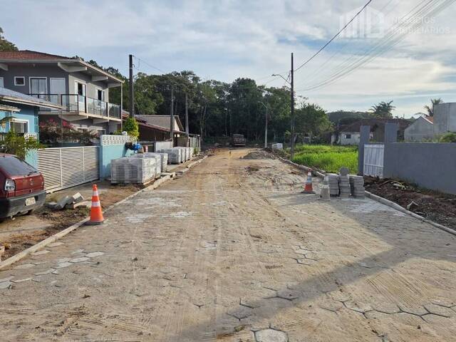 #2421 - Terreno para Venda em Balneário Barra do Sul - SC