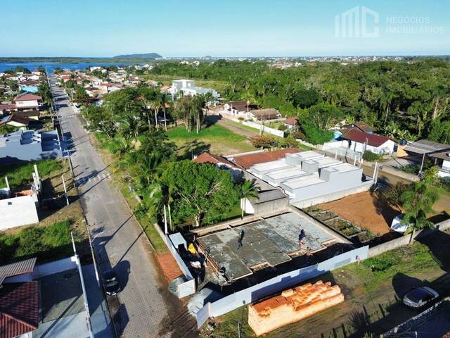 Casa para Venda em Balneário Barra do Sul - 5