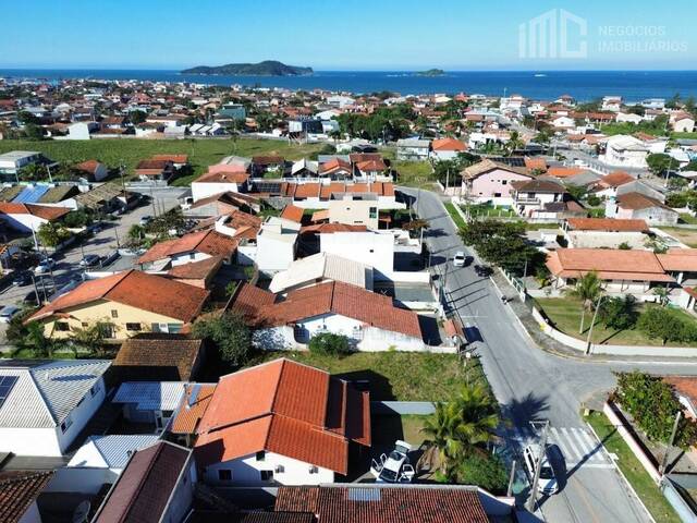Casa para Venda em Balneário Barra do Sul - 2