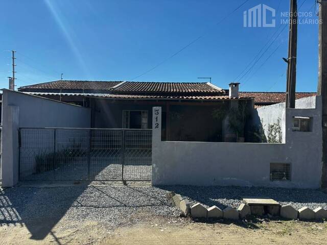 Casa para Venda em Balneário Barra do Sul - 2
