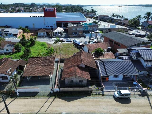 Casa para Venda em Balneário Barra do Sul - 3