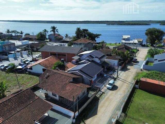 Venda em Costeira - Balneário Barra do Sul