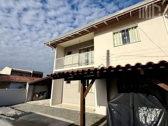 Casa para Venda em Balneário Barra do Sul - 4