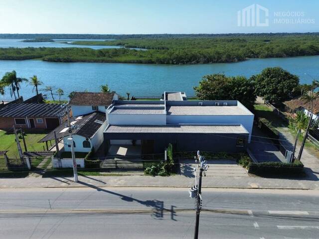 Venda em Costeira - Balneário Barra do Sul