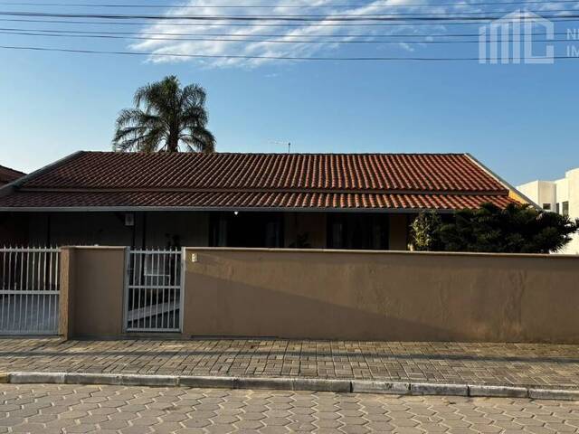 #0550 - Casa para Venda em Balneário Barra do Sul - SC