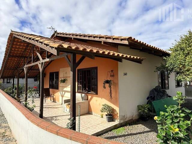 Casa para Venda em Balneário Barra do Sul - 4