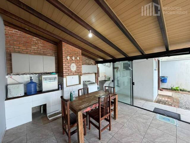 Casa para Venda em Balneário Barra do Sul - 5