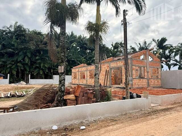 Casa para Venda em Balneário Barra do Sul - 4