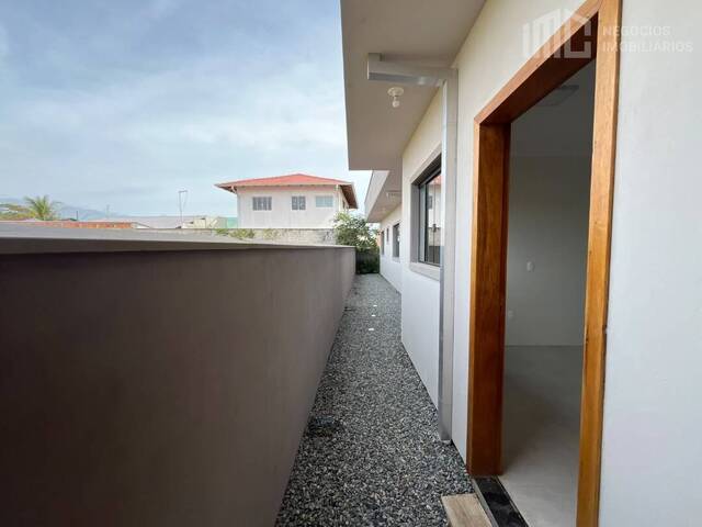 Casa para Venda em Balneário Barra do Sul - 4