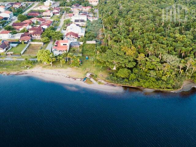 Venda em Pinheiros - Balneário Barra do Sul