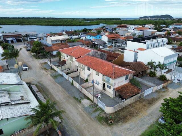 Casa para Venda em Balneário Barra do Sul - 5