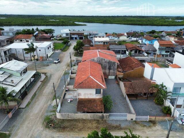 #2351 - Casa para Venda em Balneário Barra do Sul - SC - 3